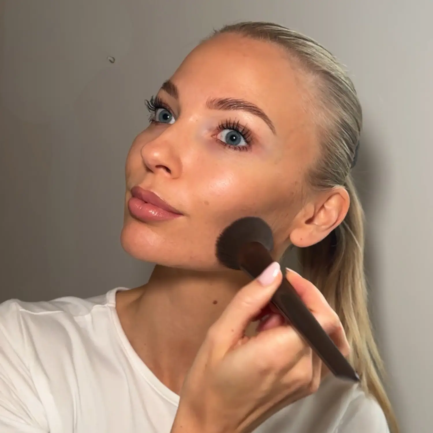 Foundation Brush Aufsatz Lévaia Cosmetics