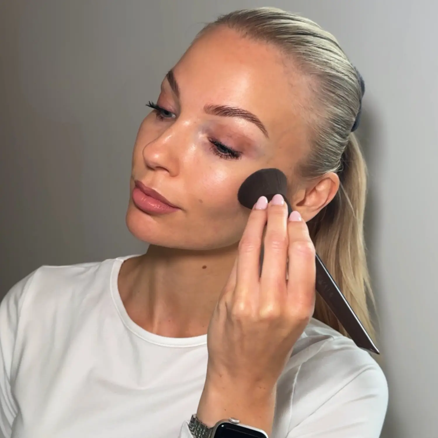 Foundation Brush Aufsatz Lévaia Cosmetics