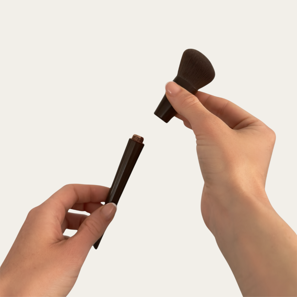 Make up Pinsel, interchangeable, refillable, dunkelbraun, vegan, abnehmbarer Aufsatz, makeup, blush, foundation, powder, contour, brush